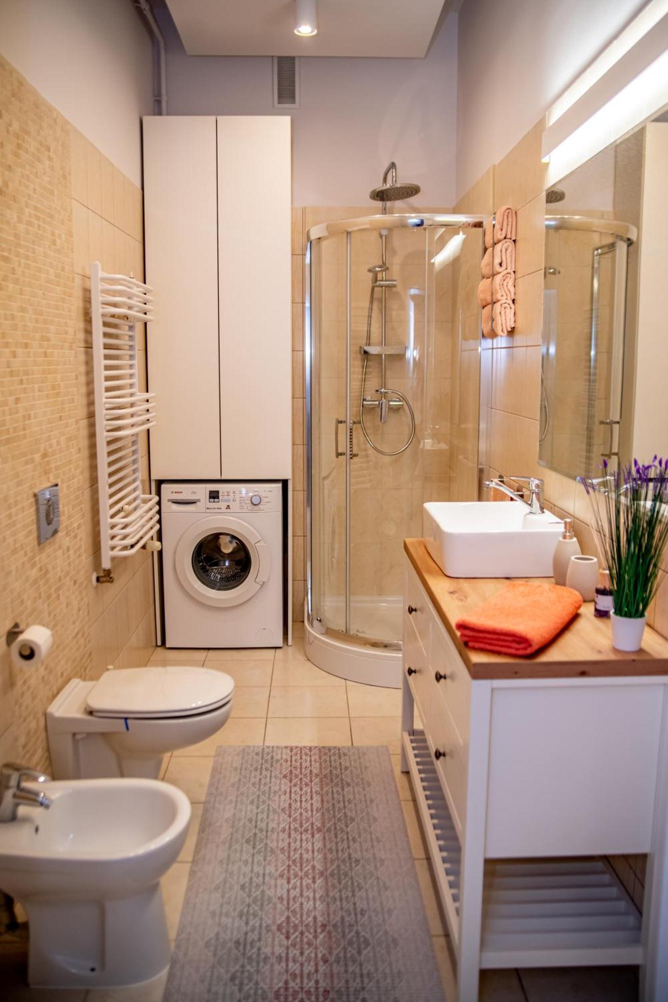 Apartments Czestochowa - Sloneczna Kamienica Bagian luar foto